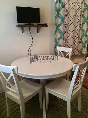 Rented by J Misrahi Realty Corp | media 28