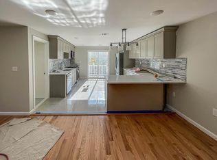 27 Beacon Ave FLOOR 2, Jersey City, NJ 07306