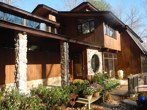 2nd image of 10817 Windermere Ln