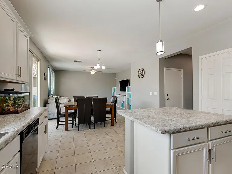 18013 W Tina Ln — Photo 5