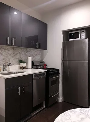 Rented by Kahen Properties | media 12