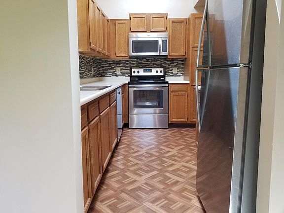 5th image of 6368 Chimney Ct