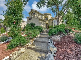 11261 Golden Eagle Dr, Auburn, CA 95602