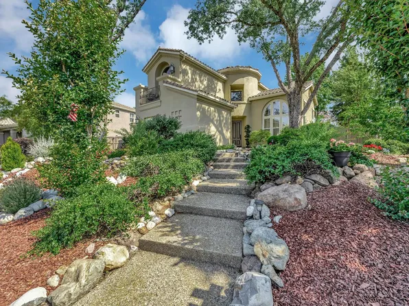 11261 Golden Eagle Dr, Auburn, CA 95602