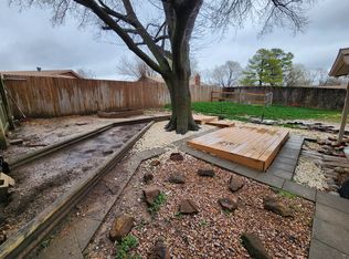 1816 W Fulton St, Broken Arrow, OK 74012