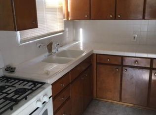 1745 E Appleton St, Long Beach, CA 90802