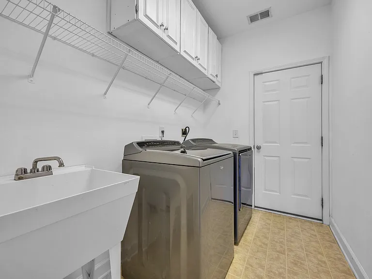101 Zinnia Dr — Photo 5