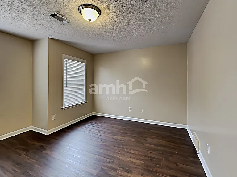 9321 N Fairmont Cir — Photo 17