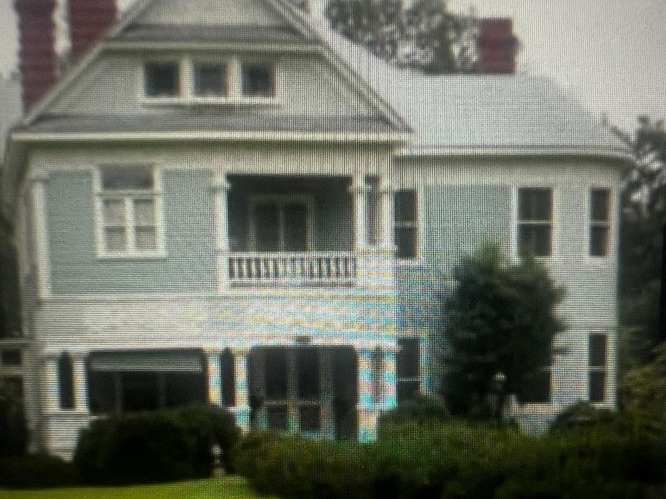 1st image of 356 S Main St