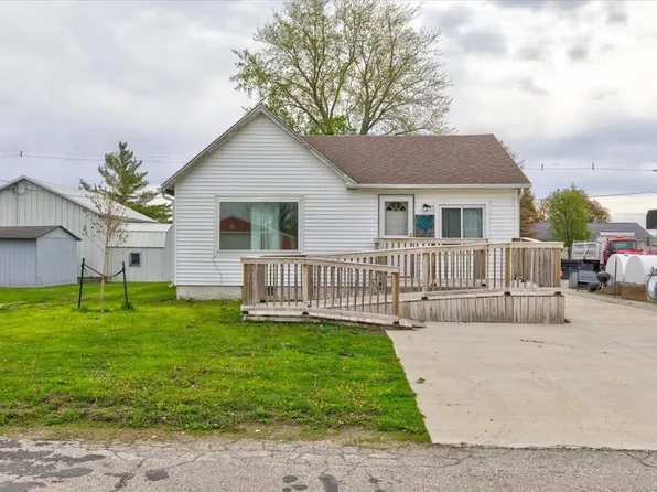 1628 Dearborn St, Ellsworth, IA 50075