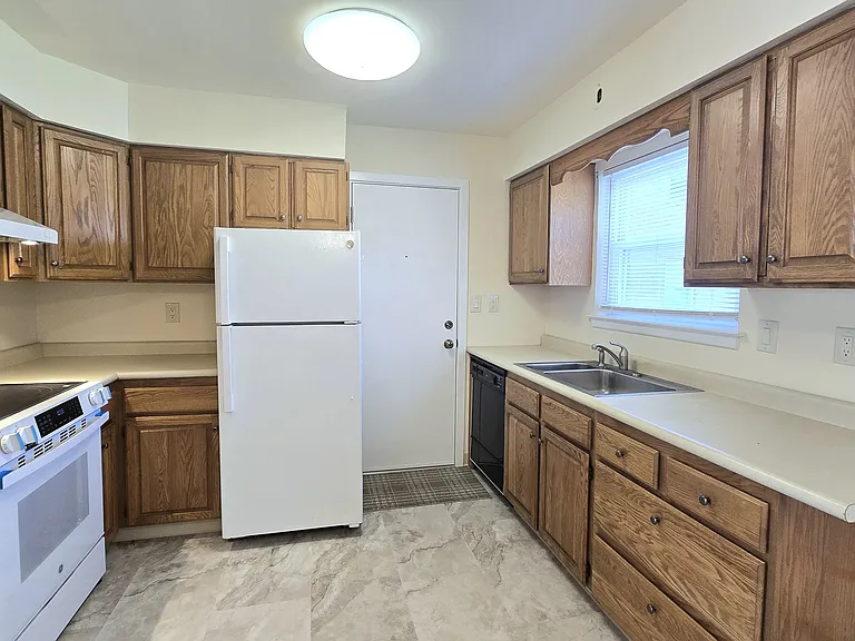 24 Rolling Ridge Rd #A — Photo 14