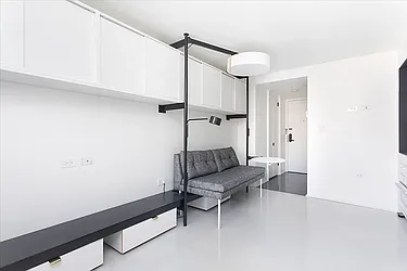 Rented by Living New York