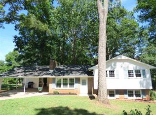 215 Thompson Rd, Wellford, SC 29385