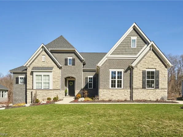 2793 Galway Dr, Brunswick, OH 44212