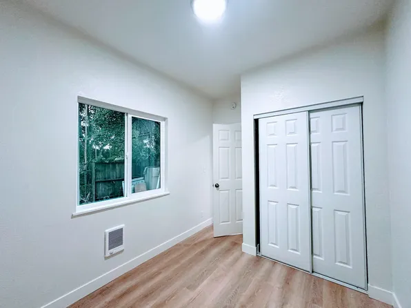 9301 Bancroft Ave, Oakland, CA