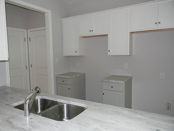 3rd image of 108 Folly Bend Dr