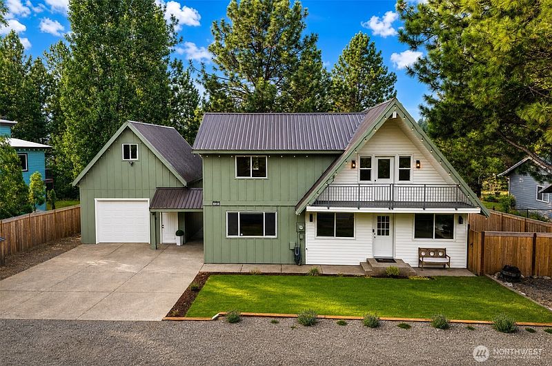 2nd image of 150 Grand Fir Lane