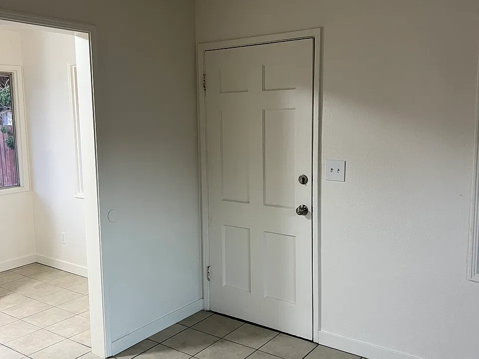 1615 Cherry Ave #1