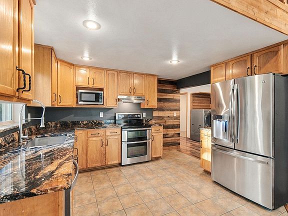 4th image of 4383A Gardenspot Rd