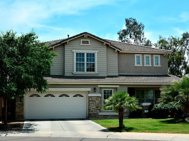 Front View of the house, 4 bedroom, 2.5 bathroom, 3452 sft