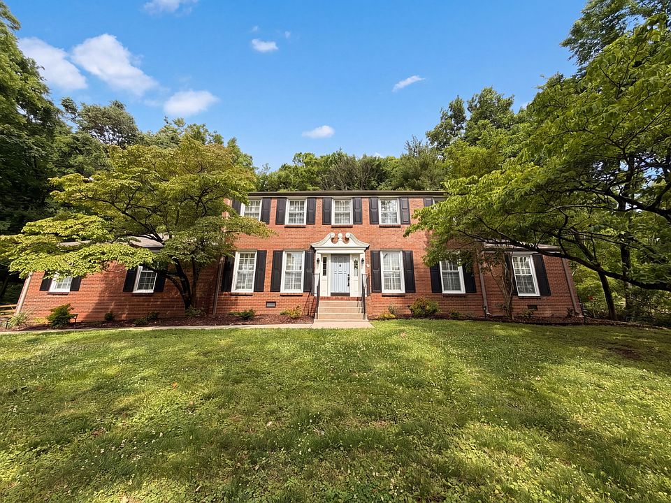 1st image of 5416 Forest Acres Dr