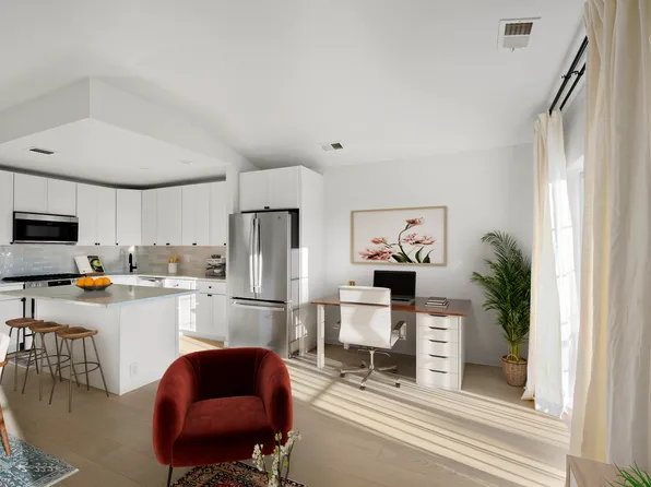 3-17 Endeavor Place image 5 of 21