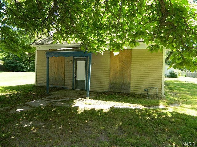 1st image of 208 N Mary Ave