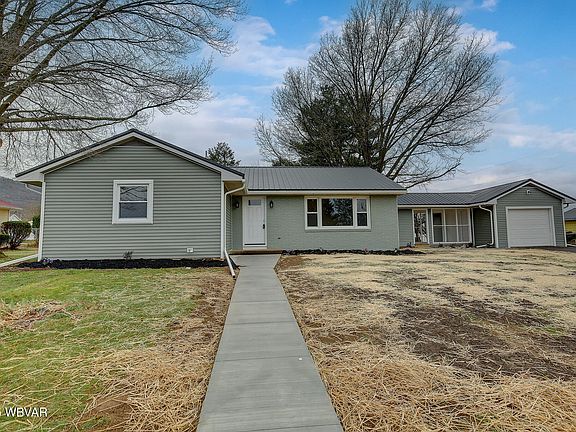 3rd image of 534 Childs Dr S