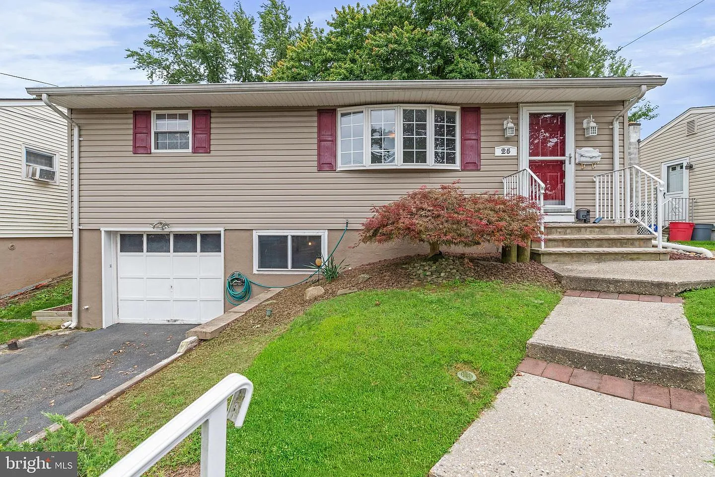 25 Ocean Blvd photo 1