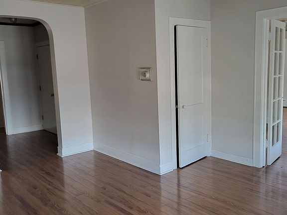 4th image of 518 N Chicago St #598171A84