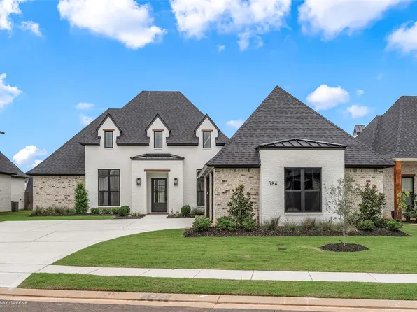 584 Corinth Cir, Bossier City, LA 71111