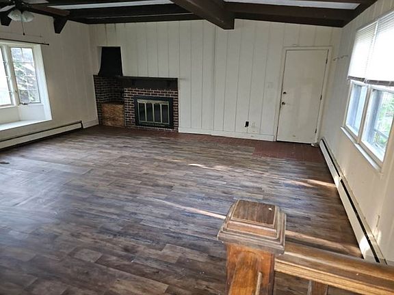 5th image of 448 Southampton Dr