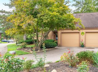 463 Clubhouse Dr, Mason, OH 45040