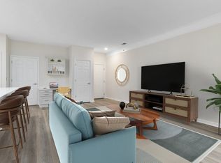 The Charleston, Columbus, OH 43221