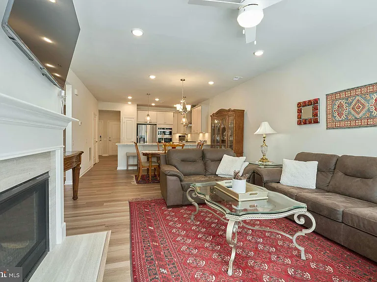 15563 Blue Lotus Ln — Photo 7