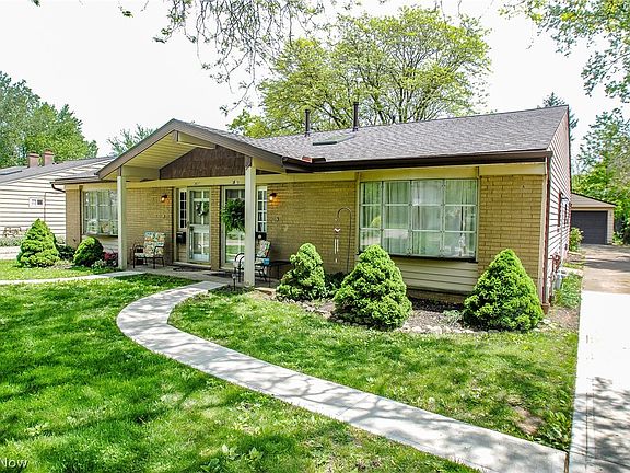 2nd image of 3677-3679 Beaumont Dr