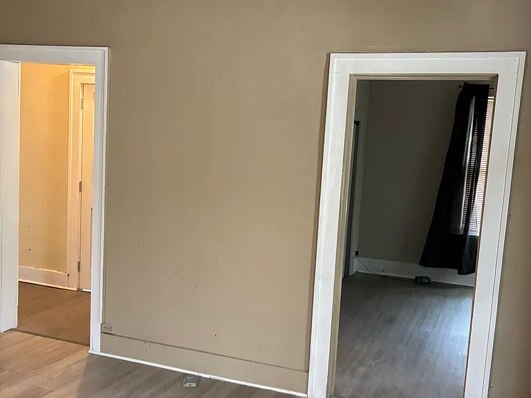 1505 Columbus St — Photo 3