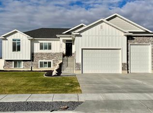 2762 W 2550 N, Ogden, UT 84404