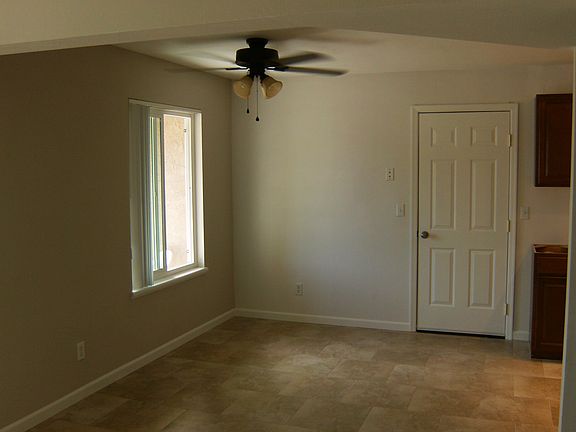 4th image of 2225 Barranca Dr