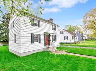 250 Edendale St, Springfield, MA 01104