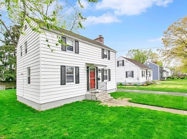 250 Edendale St, Springfield, MA 01104