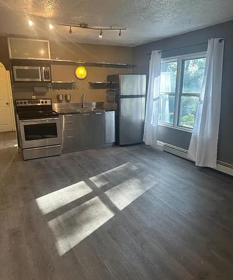 Open concept kitchen/living areas