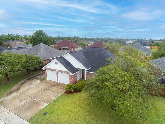 4th image of 129 Oak Moss Dr