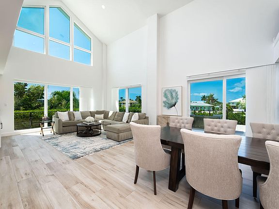 3rd image of 116 Avenue G