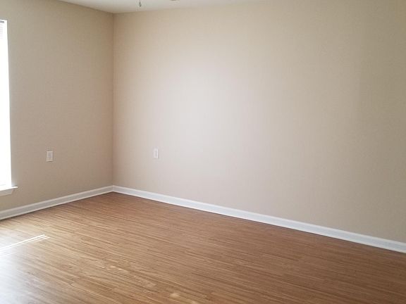 3rd image of 11031 Roger Dr