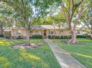 4146 Meadowdale Ln, Dallas, TX 75229