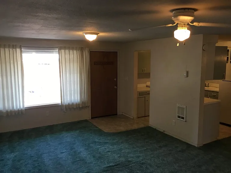 334 Foxglove Ave — Photo 6