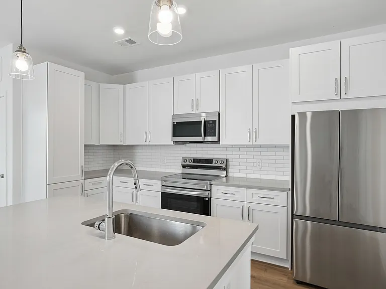 Hamlet Falling Creek - Homes & Townhomes for Rent — Photo 23
