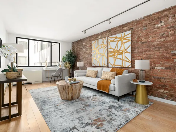 77 Bleecker Street image 1 of 17