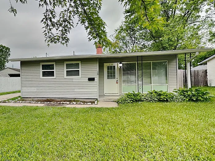 120 Brookside Dr — Photo 1